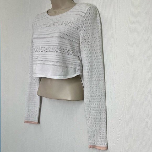 Free People - White Open Fun Design Long Sleeve Trimmed Pink Crop Top Medium - Picture 7 of 12